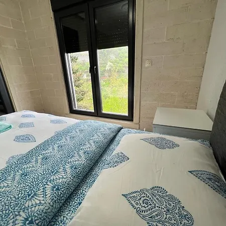 Diamond Villa